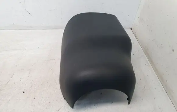 Steering wheel column trim