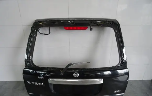 Nissan X-Trail T32 Tailgate/trunk/boot lid