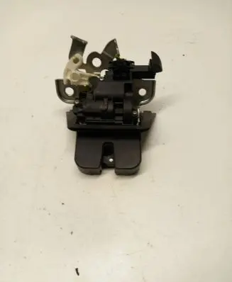 Audi A4 S4 B8 8K Tailgate/trunk/boot lock/catch/latch 8K9827505