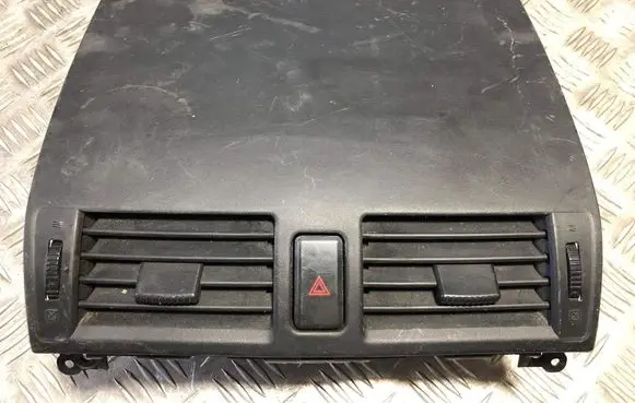 Dash center air vent grill