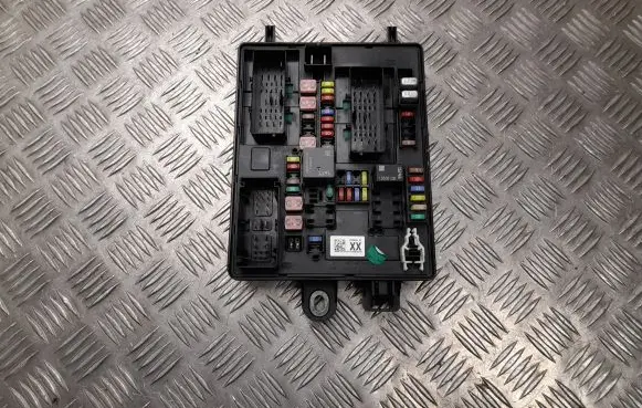 Cadillac SRX Fuse box set 20788234