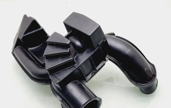 Renault Scenic III - Grand scenic III Intake resonator 8200923124 8200923124C