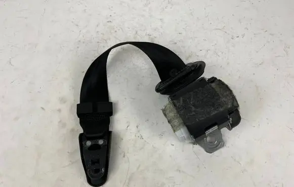 Audi Q7 4M Rear seatbelt 4M0857812A