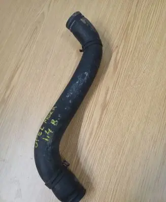 Opel Mokka Engine coolant pipe/hose 95493511