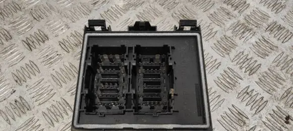Ford Fiesta Fuse box set H1BT14D068BF