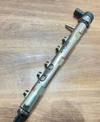 BMW 3 E90 E91 Fuel main line pipe 7809128 0445214183 0281002949