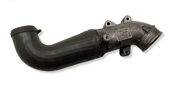 Volvo XC90 Intercooler hose/pipe 08631536