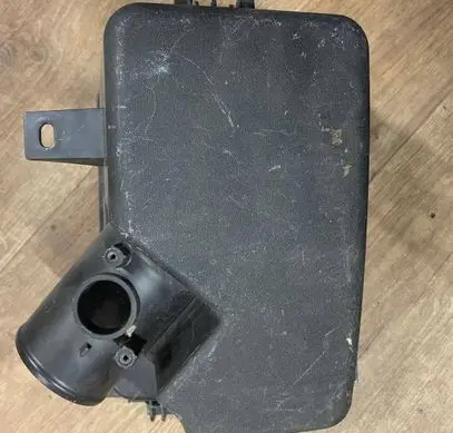 Toyota Corolla E160 E170 Air filter box