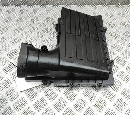 Skoda Kodiaq Air filter box cover 5Q0129607AA 5Q0129601BP