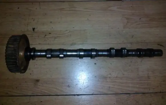 KIA Carnival Camshaft 