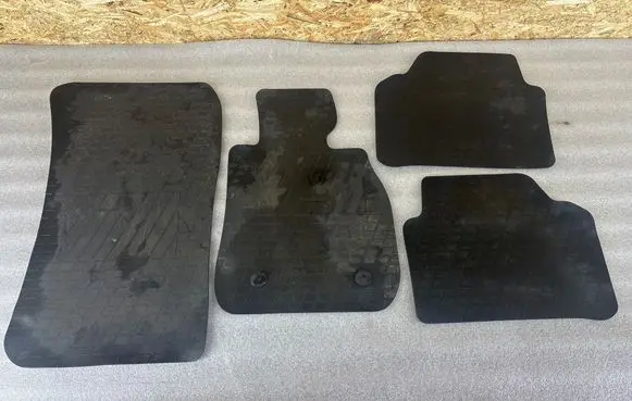 BMW X1 E84 Car floor mat set 