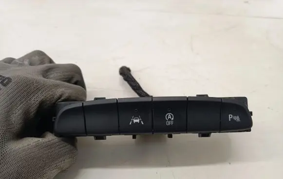 Opel Insignia B Other switches/knobs/shifts 13486949