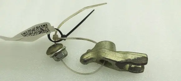 Mercedes-Benz B W246 W242 Fuel Injector clamp holder
