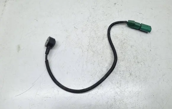 Audi A4 S4 B8 8K Detonation knock sensor 06E905377A