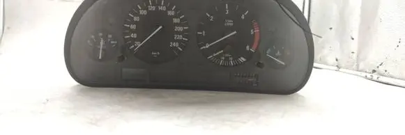BMW 5 E39 Speedometer (instrument cluster) 110008784 62116914883