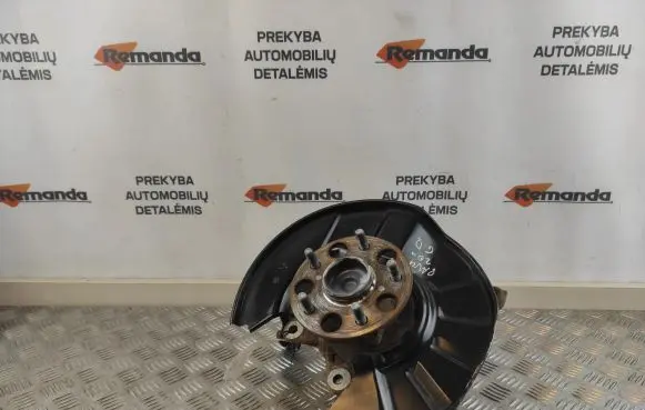 Toyota RAV 4 (XA50) Rear wheel hub V270R