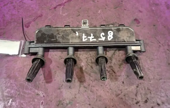 Citroen Xsara Picasso High voltage ignition coil 