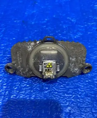 BMW 3 F30 F35 F31 LED ballast control module MDE415473