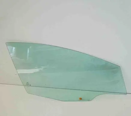 Ford Fiesta Front door window glass four-door