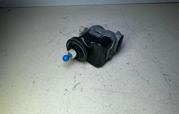 Renault Scenic I Headlight level adjustment motor 7700420737 00787843