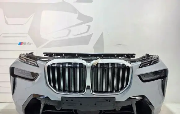 BMW X7 G07 Front piece kit 