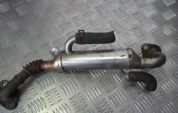 Opel Astra H EGR valve cooler 8973000881 984289