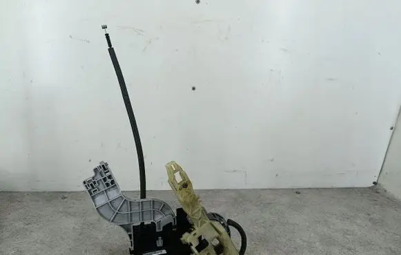 KIA Sportage Rear door lock 81410-3U000