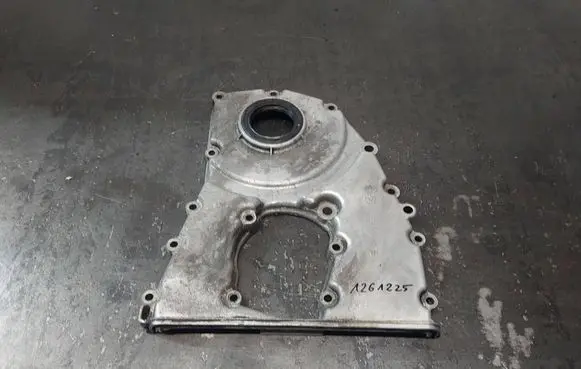 BMW 3 E46 Timing chain cover 1739432 11141739432