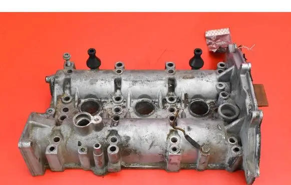 Volkswagen Polo Rocker cam cover 03E103475D
