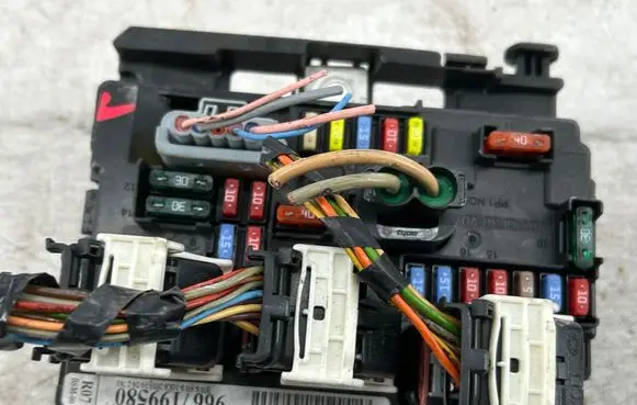 Citroen DS3 Fuse box set 9667199580