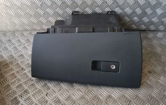 Volvo S80 Glove box set 30676278 30676280 39891975