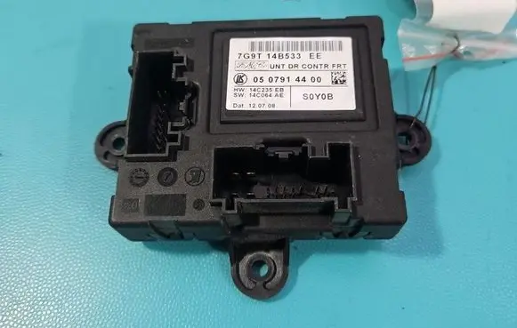 Jaguar XF X250 Central body control module 7G9T14B533EE IMPRK1595670