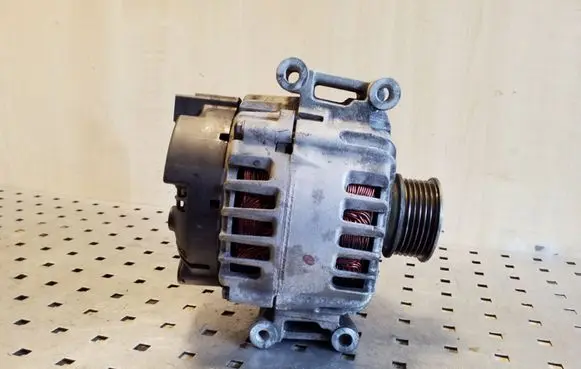 Audi TT TTS Mk2 Generator/alternator 06H903017E TG14C037 2610087D