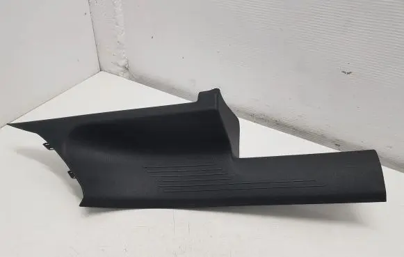 Skoda Kodiaq Rear seat side bottom trim 565868270