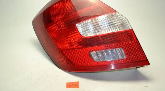 Rear/tail lights