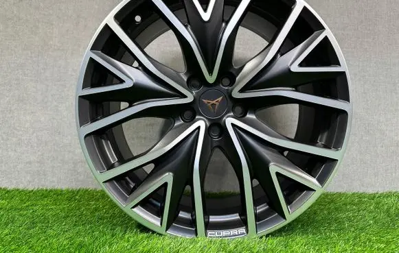 Seat Leon IV R19 alloy rim 