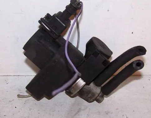 Renault Megane II Turbo solenoid valve 82002704