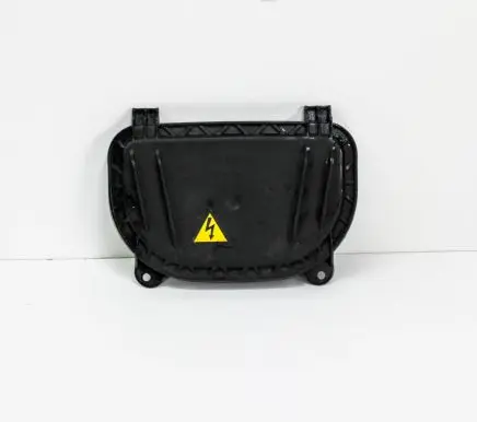 Headlight/headlamp dust cover