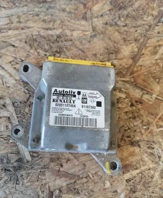 Renault Trafic II (X83) Airbag control unit/module 8200112746A