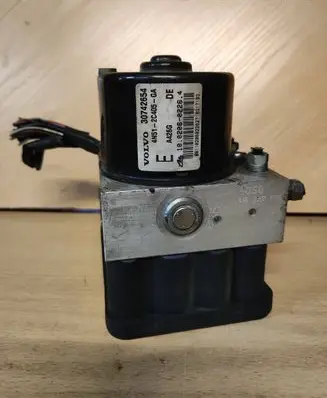 Volvo V50 ABS Pump 00001251F0 30742665AA 10096004253
