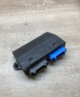 Renault Laguna I Comfort/convenience module 7700843415 73846847