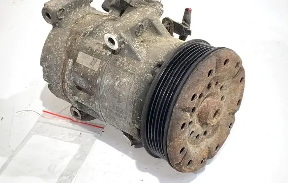 Toyota Avensis T250 Air conditioning (A/C) compressor (pump) 4472209244