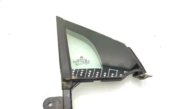 Volkswagen ID.4 Front door vent window glass four-door 11A845114B 11A845114