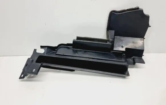 Intercooler air guide/duct channel