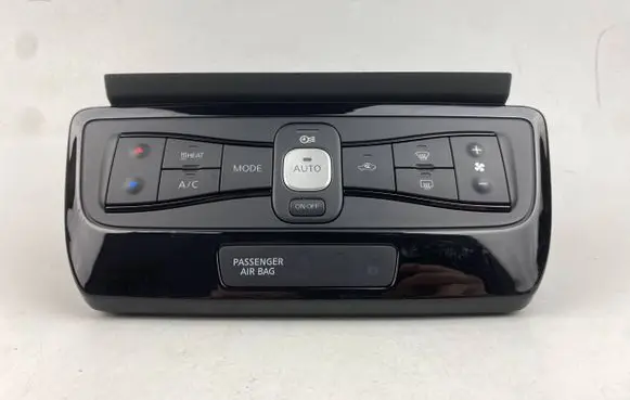 Nissan Leaf II (ZE1) Climate control unit 275005SE0C