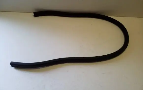 Audi Q3 F3 Engine compartment rubber 8S0823723A