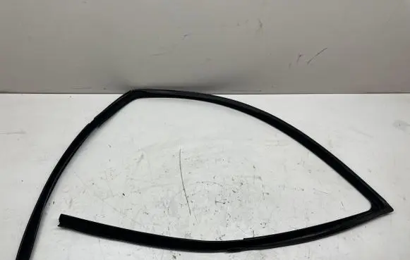 Volvo S60 Rubber seal front door window/glass 