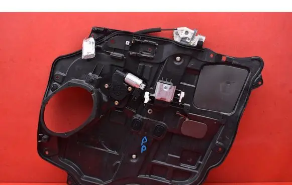 Mazda MX-5 NC Miata Front door window regulator with motor C2355897X