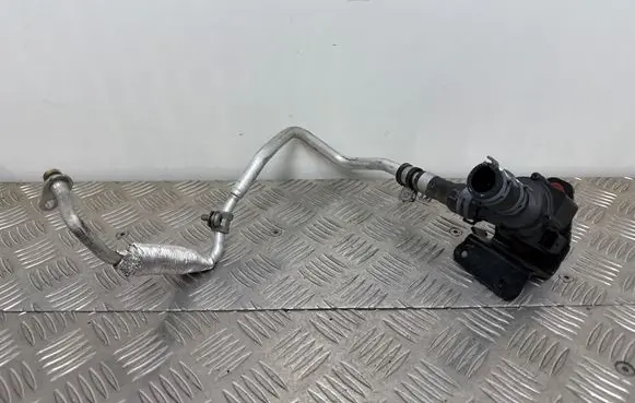 Audi A4 S4 B9 8W Engine coolant pipe/hose 06M121085H 06M145920D 06M121952E