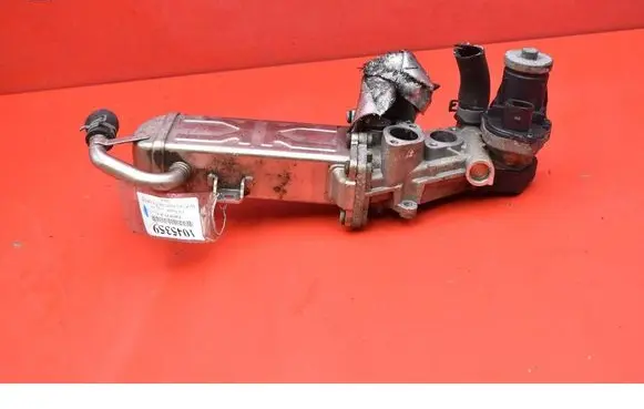 Volkswagen PASSAT CC EGR valve 